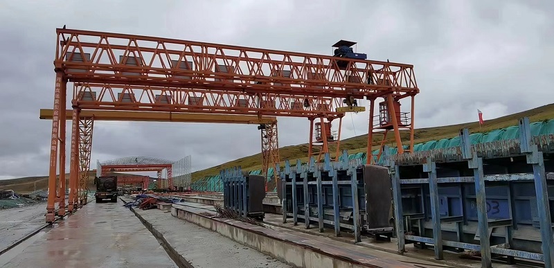 辽宁抚顺双主梁龙门吊厂家 双主梁龙门吊在物流仓储中的场景适配与应用解析​