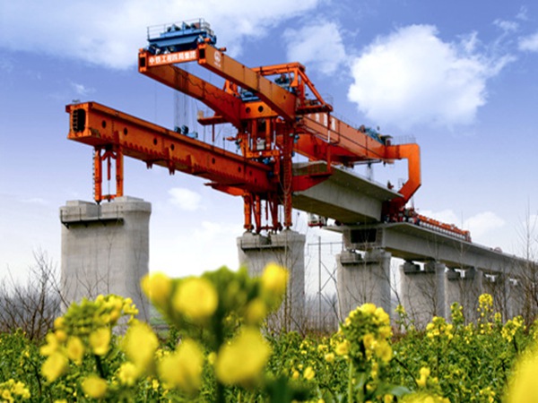 河南三门峡整跨梁架桥机厂家 整跨梁架桥机按起重量分类及工程应用
