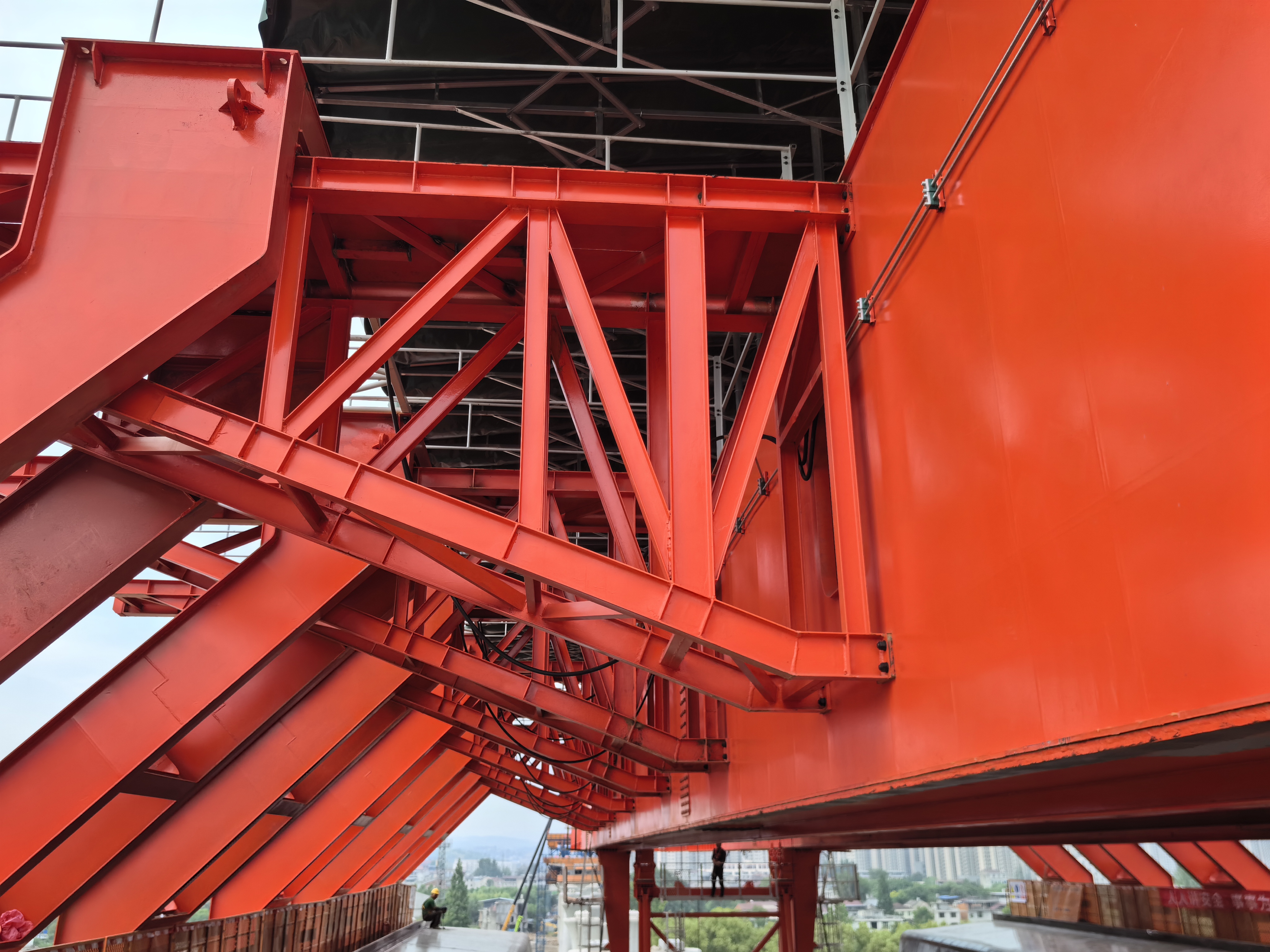 黑龙江伊春移动模架厂家 上行式移动模架横坡精准调节