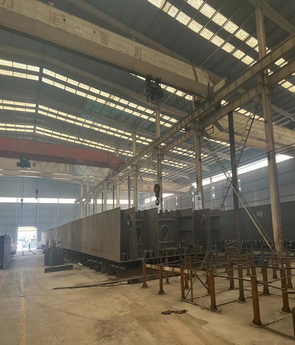 浙江杭州桥式起重机厂家 加料起重机大车纠偏传感器安装与校准